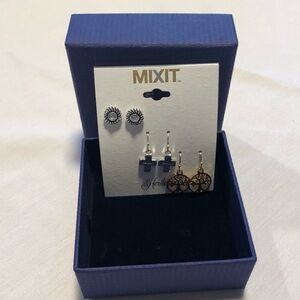 New Mix-it Heritage earring set